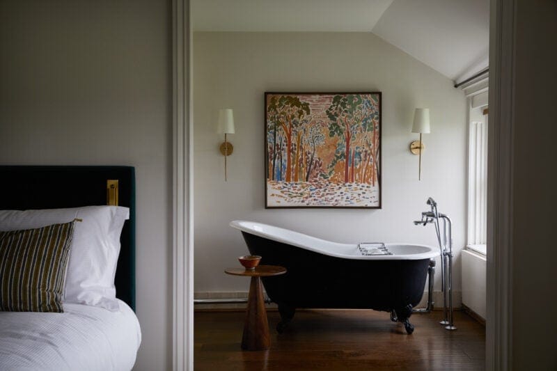 Superior Mansion (Room 38)