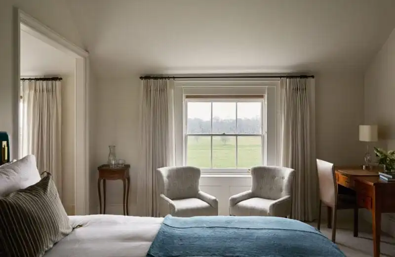 Superior Mansion (Room 38)